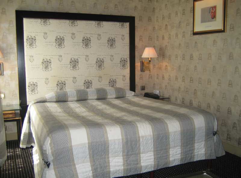 Villa Lutece Port Royal Paris Room photo